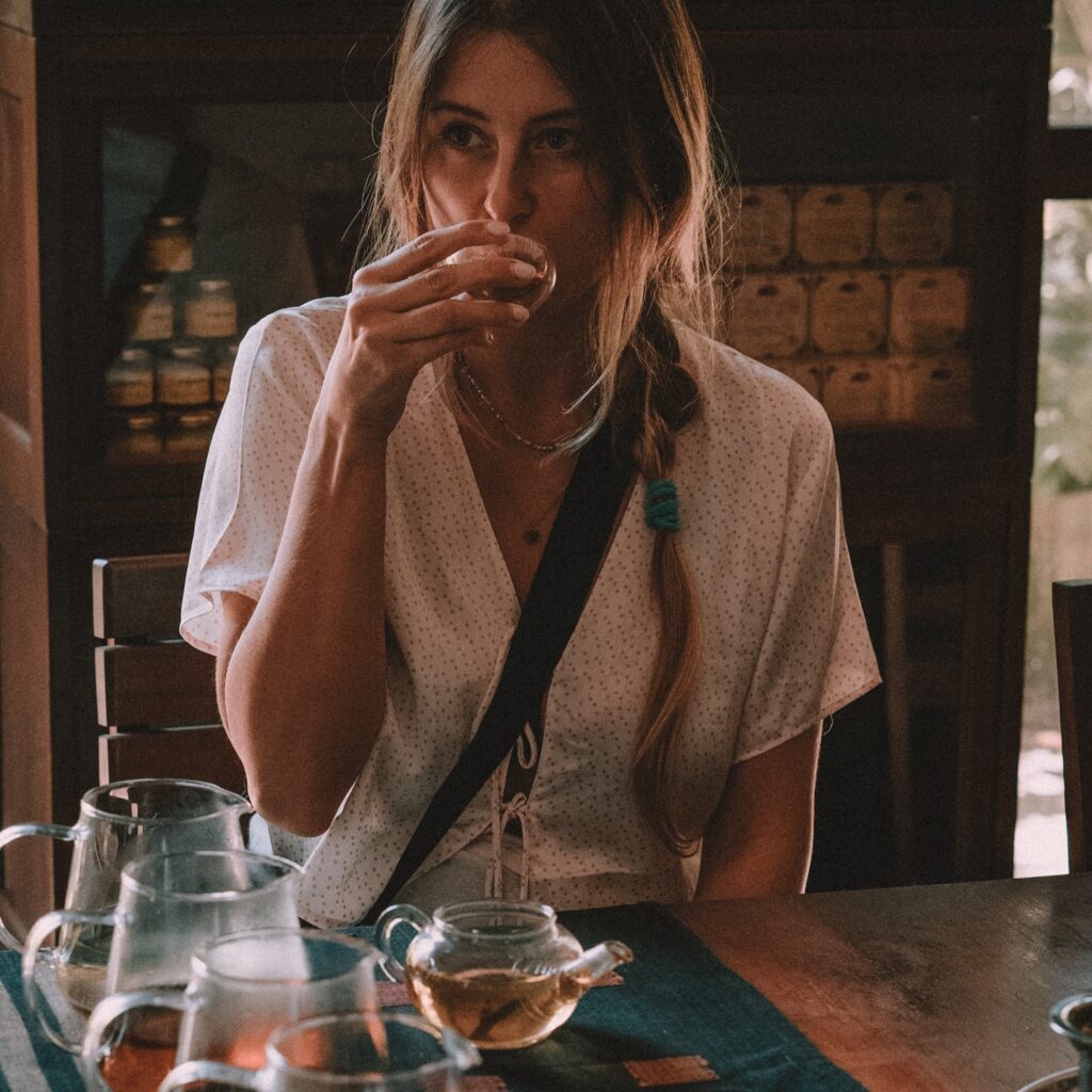 Woman drinks ceylon tea.
